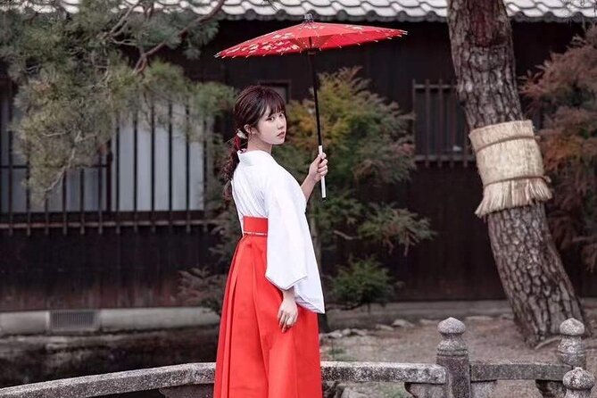 Experience a Different Cross-Dressing Experience in Kyoto, Osaka, Miko Kimono - Capturing Memorable Moments