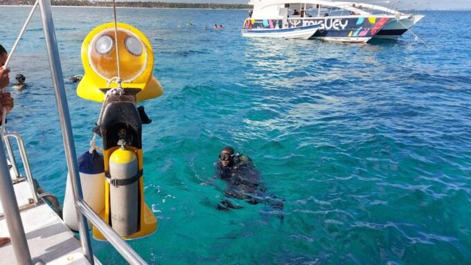 Experience a Submarine Scooter With Scubadoo in Punta Cana - What to Expect Underwater
