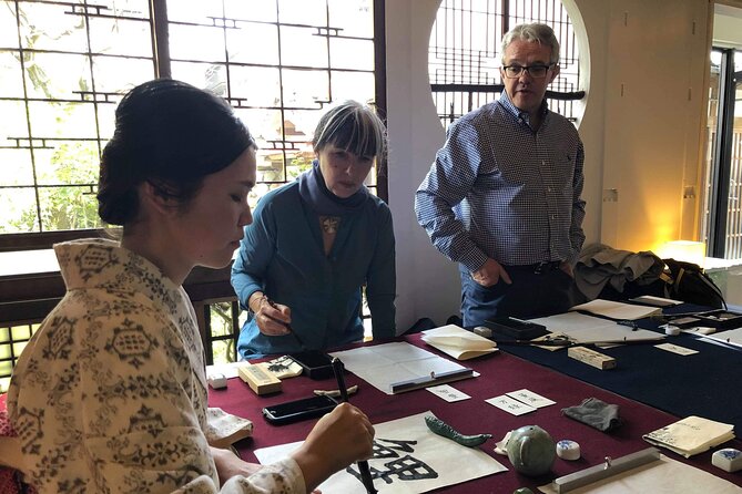 Experience an Authentic Art Form With a Professional Calligrapher - Meeting and Pickup Details