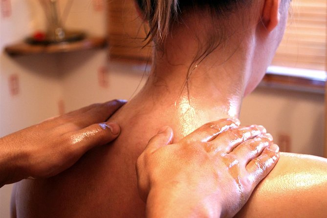 Experience AYURVEDA at Adams Wood House - Session Details and Duration