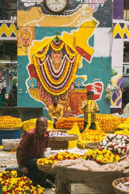 Experience Bangalore - Evening City Walk Tour & Market Visit - Why This Tour Works Well