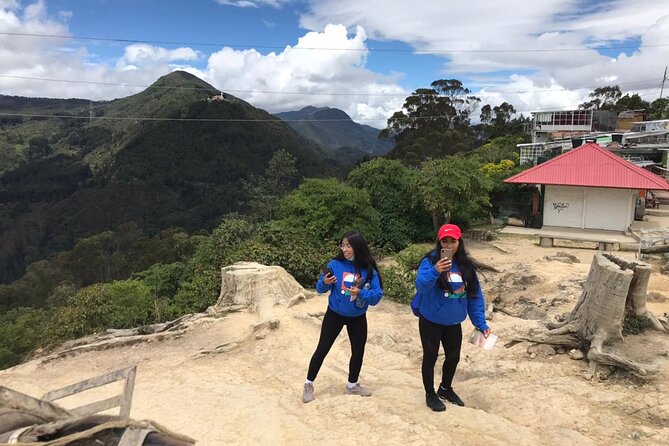 Experience Bogotá Visiting: Monserrate, City Tour, Food, and the Gold Museum or Botero Museum. - Meeting and Logistics