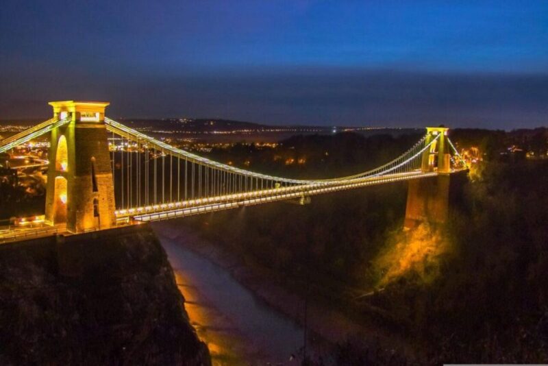 Experience Bristol – Private Family Walking Tour - Iconic Artwork