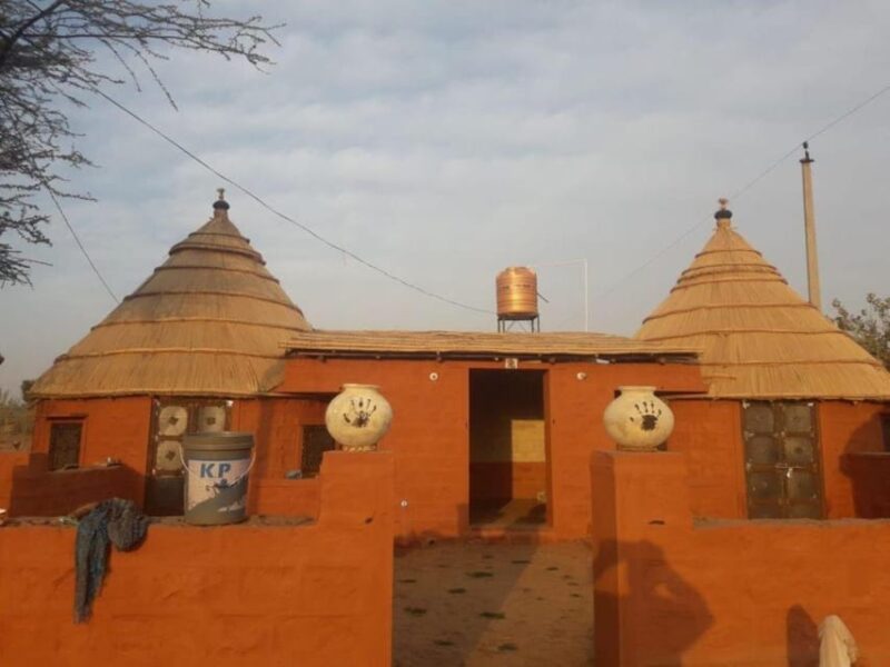 Experience Camel Safari With Overnight Stay With Transport - Food and Accommodation