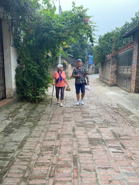 Experience Culture VN: Duong Lam Ancient Village From Hanoi - Key Points