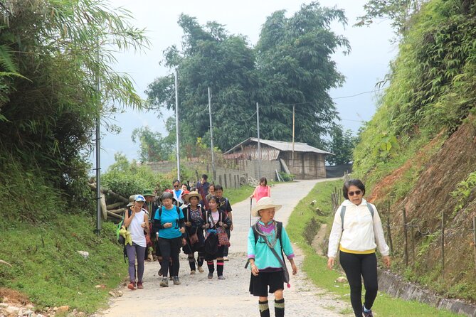 Experience Full Day Tour Sapa Trekking With Local Guide - Trekking Itinerary