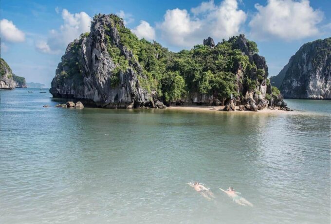 Experience Ha Long Bay 2 Days 1 Night: Lacasta Cruise - Availability and Booking