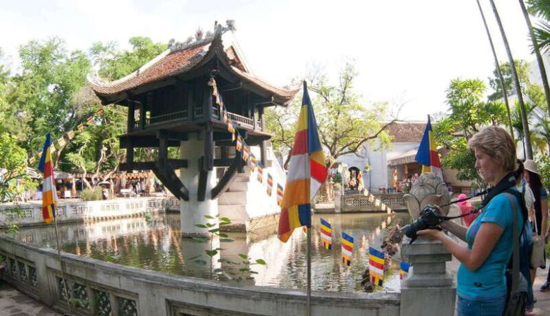 EXPERIENCE HANOI LUXURY CITY HALF-DAY TOUR (MORNING) - Participant Restrictions and Availability