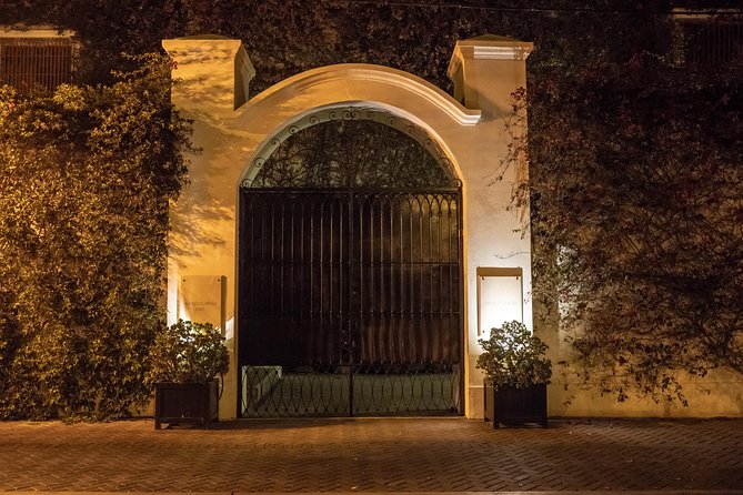 Experience Lima: Gastronomic Evening at Larco Museum With Private Guided Tour - Transportation and Accessibility