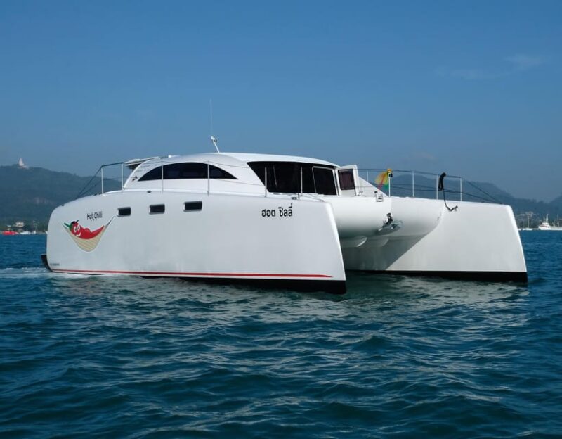 Experience Midnight Magic With Hot Chillis 38FT Stealth - Catering and Dining