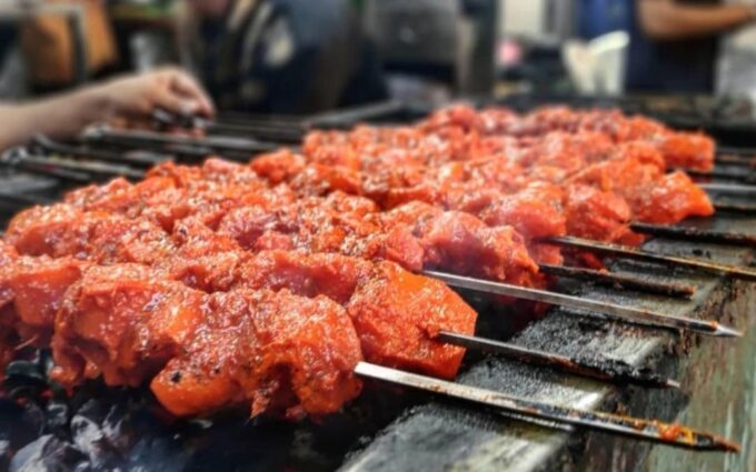 Experience Mumbai Street Food Tour - History and Guided Tour
