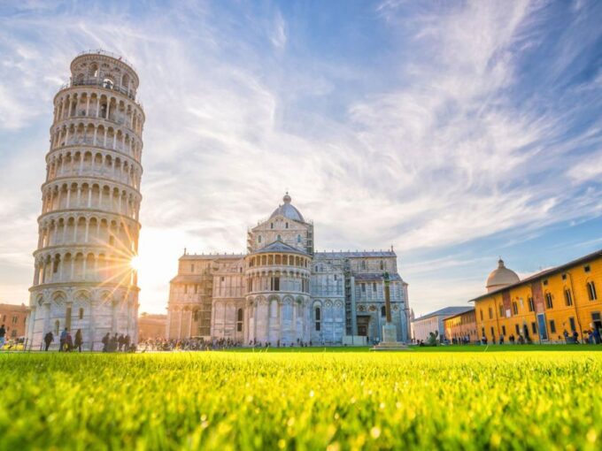 Experience Pisa Leaning Tower, Cathedral & Historical Sites - Discovering the Leaning Tower