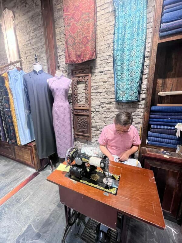 Experience Shanghai Like a Native: A Day in Local Life - Key Points