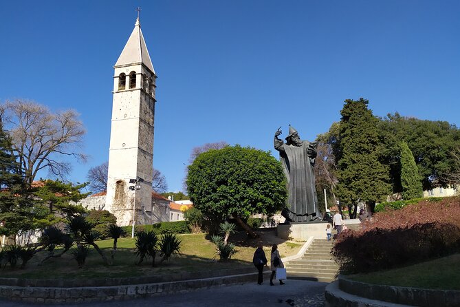 Experience Split With Local Professional Historian - Private - Accessibility and Participation