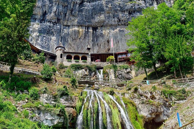 Experience Swiss Countryside on Private Tour by Car From Lucerne - Included Lunch Experience