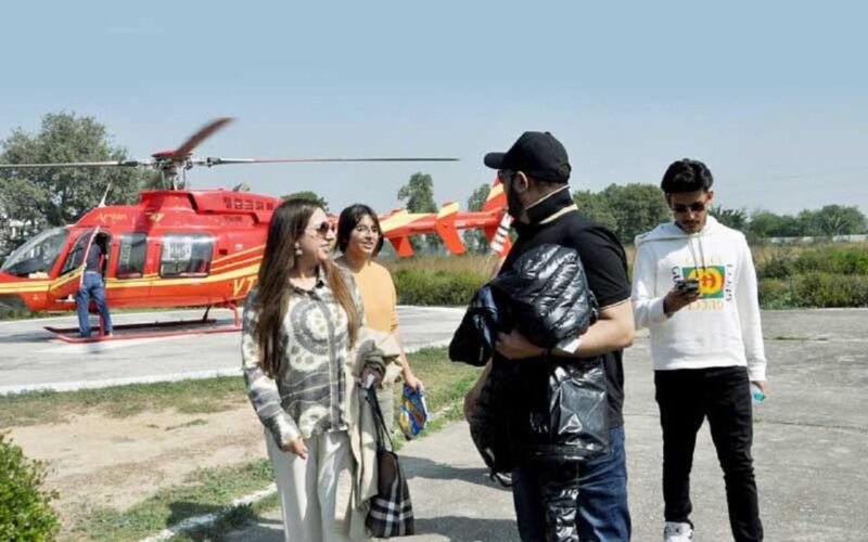 Experience Taj Mahal Tour by Helicopter From Delhi - Transportation and Accessibility