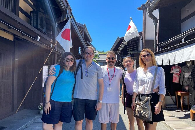 Experience Takayama Old Town 30 Minutes Walk - Meeting Point and Endpoint