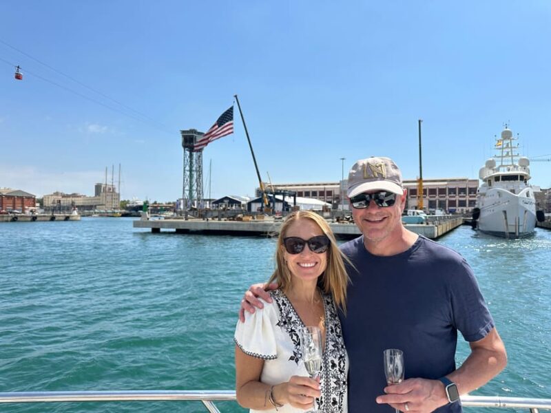 Experience the AMERICANS CUP From a Boat - Onboard Amenities