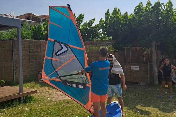 Experience Windsurf Private Lessons in Vasiliki - Group Size and Participation