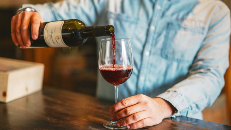 Experience Wine and Gourmet Cuisine in the Old Wine Route. - Culinary Delights