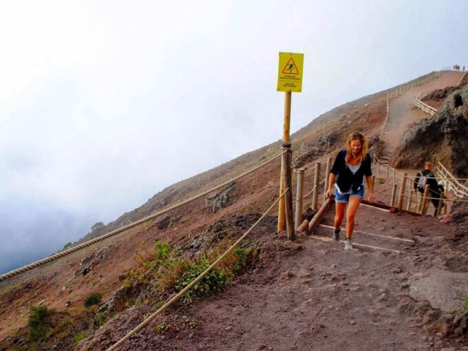 Experiencing History: Cultural Tour of Pompeii and Vesuvius - Climbing Vesuvius Crater