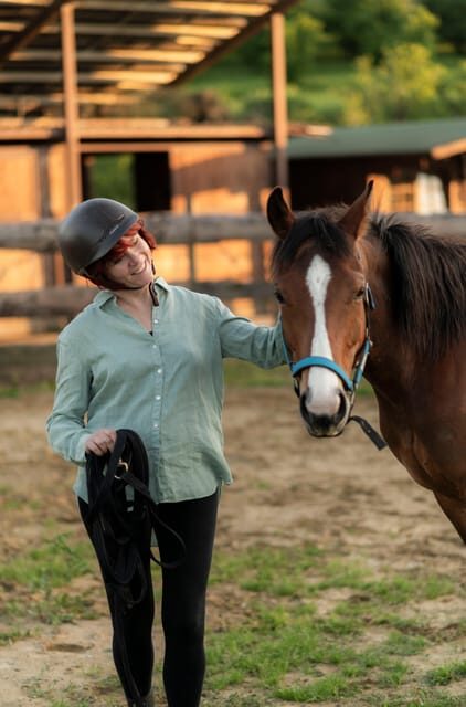 Experiential Activity With Horses: an Experience in Connection - Guided Tours and Language Accessibility