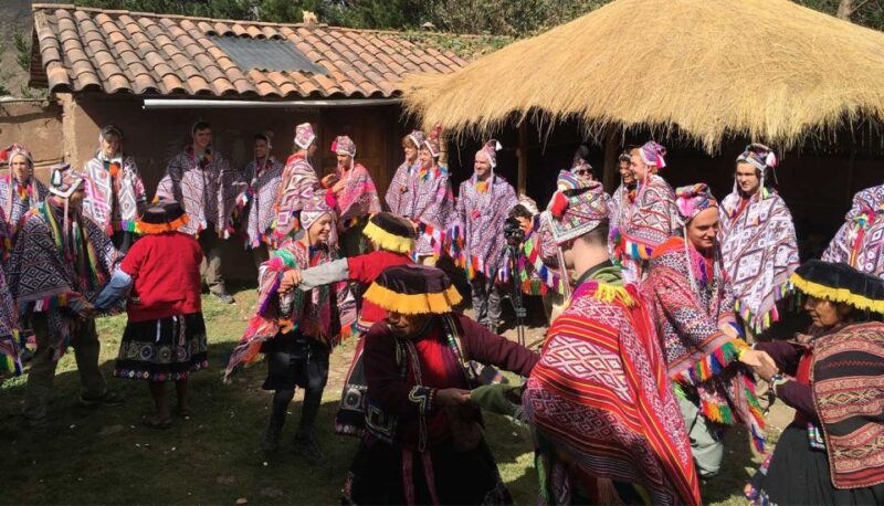 Experiential Tourism in the Amaru Community - Day 1: Cusco - Pisaq - Amaru Community