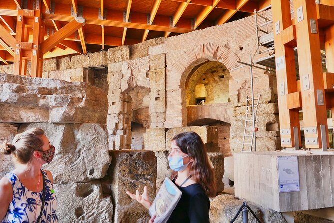 Expert Guided Tour of Colosseum Arena OR Underground, and Forum - Arch of Constantine Visit