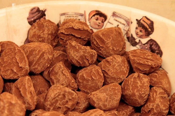 Expert-Led Sweet Secrets of Paris Pastry & Chocolate Marathon - Meeting and Pickup