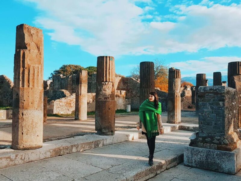 Exploration of Pompeii: Ancient Adventure! - Meeting Point