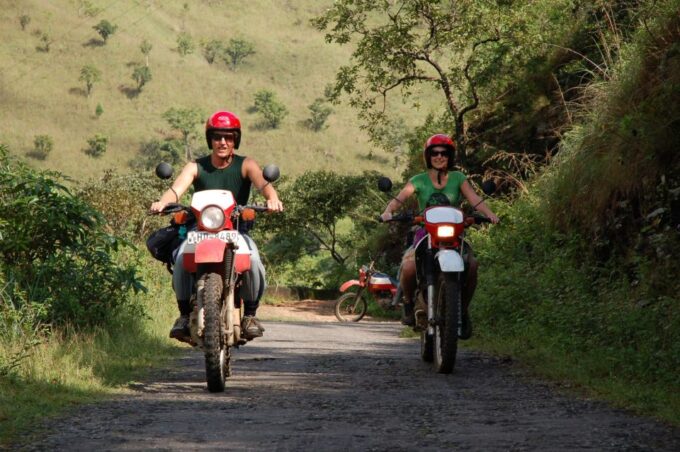 Exploration, Safari, & Guided Scooter Tour in Arugambay - Taking in Local Culture