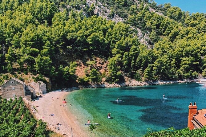 Explore 3 Islands -- Lunch & Wine Included -- Small Group -- Discover Different - Meeting Point