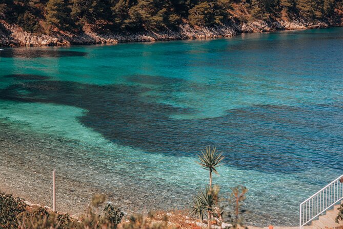 Explore 3 Islands -- Lunch & Wine Included -- Small Group -- Discover Different - Activities and Experiences