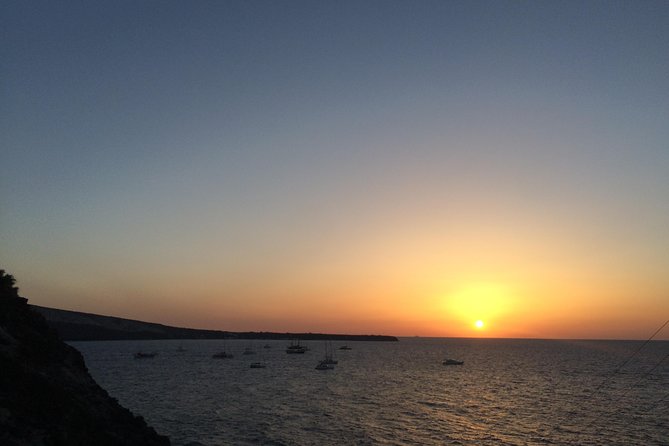 Explore Akrotiri and Oia Private Tour - Pickup Information