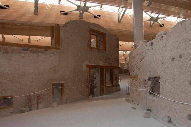 Explore Akrotiri GroupTour - Schedule and Availability