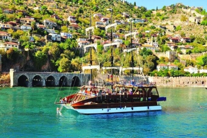 Explore Alanyas Beauty: Catamaran Boat Tour - Activities and Experiences