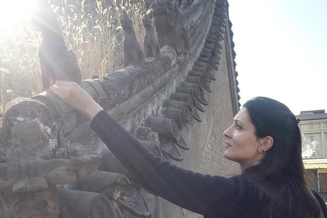 Explore Ancient Chinese Architecture & Meet Its People - Traditional Courtyard Houses