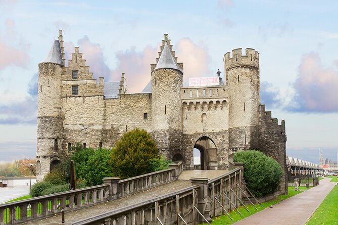 Explore Antwerp in 60 Minutes With a Local - Meeting and End Points