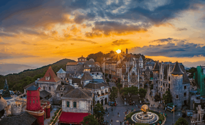 Explore Ba Na Hills - Golden Bridge With Tour Guide - Participant Requirements