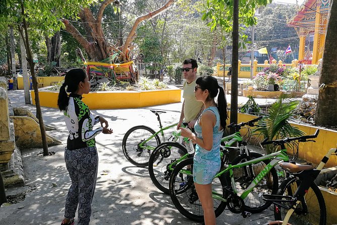 Explore Bangkok by Bike & Boat With Lunch - Bottled Water and Lunch