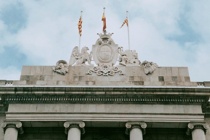 Explore Barcelona in 90 Minutes With a Local - Discover the City With a Local