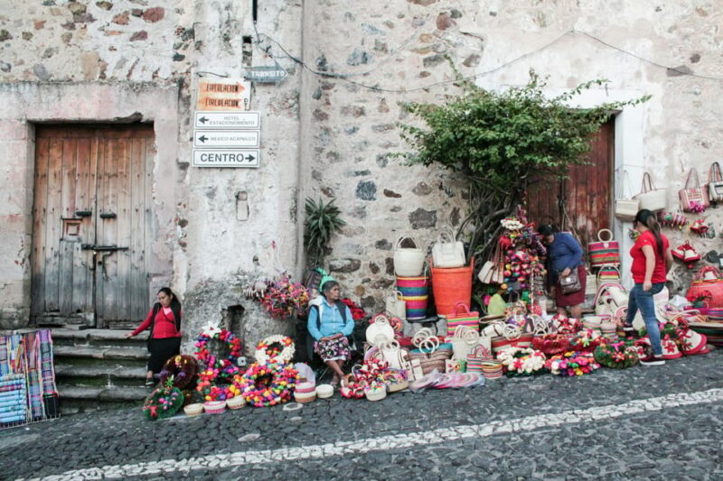 Explore Cacahuamilpa Caves and Colonial Taxco: A Unique Tour - Experience Highlights