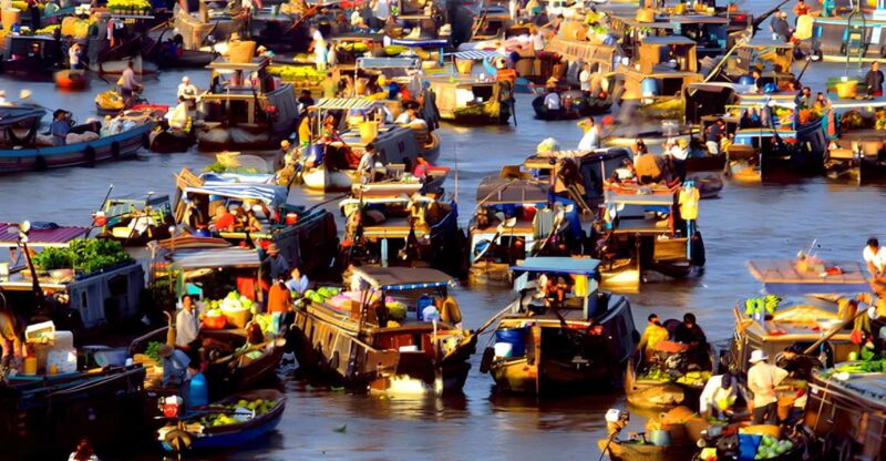 Explore Cai Rang Famous Floating Market in Can Tho - Breakfast Feast at Sunrise