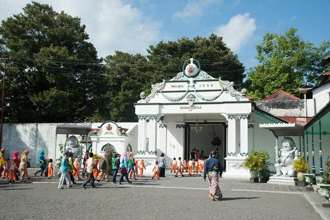 Explore City Tour from Yogyakarta - The Sum Up
