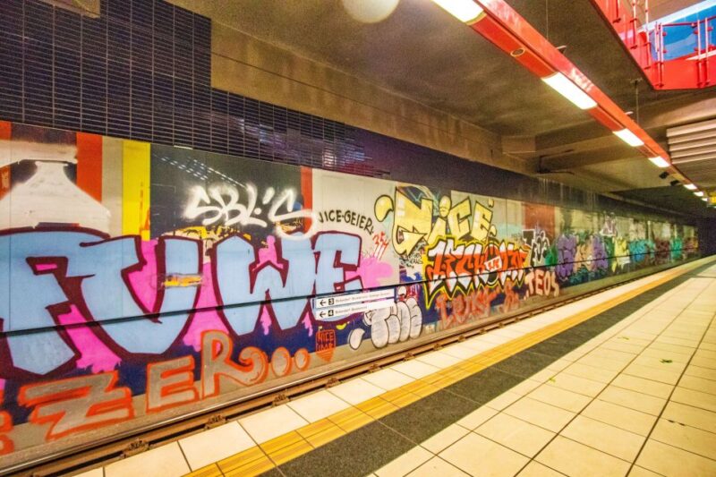 Explore Cologne's Best Street Art Quarter - Vibrant Street Art in Ehrenfeld