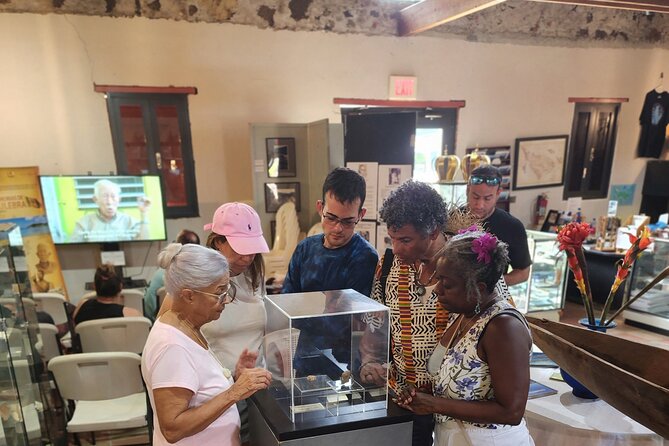 Explore Culebra With Locals: Beaches, Food, Landscapes and Its People - Savoring Culebras Culinary Delights