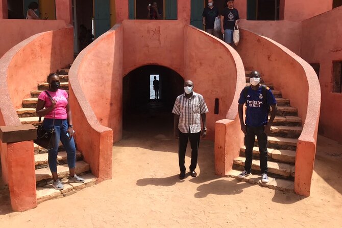 Explore Dakar and Goree Island Full Day - Key Points
