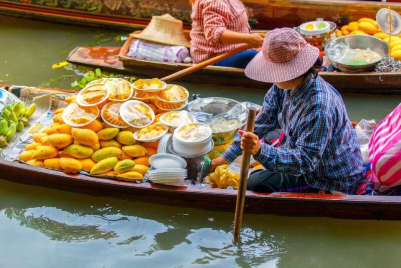 Explore Damnoen Saduak: Floating Market, Train, & Longtail - Key Points
