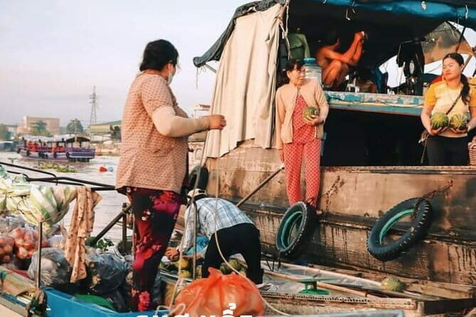 Explore Floating Market with Local People - Exploring the Mekongs Hidden Gems: A Deep Dive into the Floating Market & Beyond