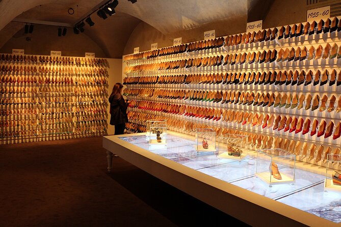 Explore Florence Starting From Italys Second Largest Duomo - Discover the Architectural Wonders
